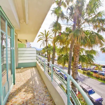 Апартаменты Cosy Miramar Promenade - Promenade Holiday