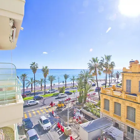 Cosy Miramar Promenade - Promenade Holiday
