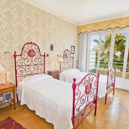 Cosy Miramar Promenade - Promenade Holiday * 니스
